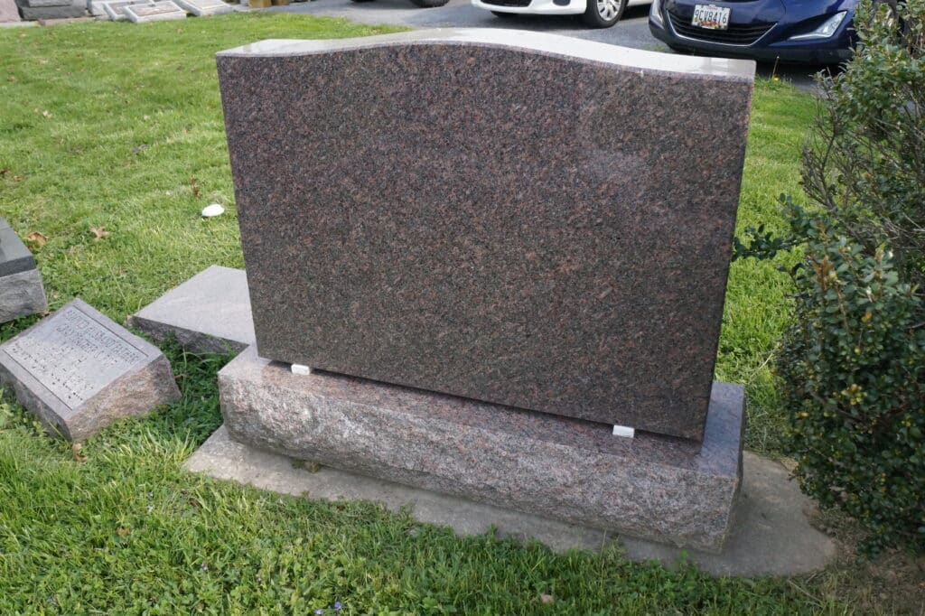 DAKOTA MAHOGANY GRANITE