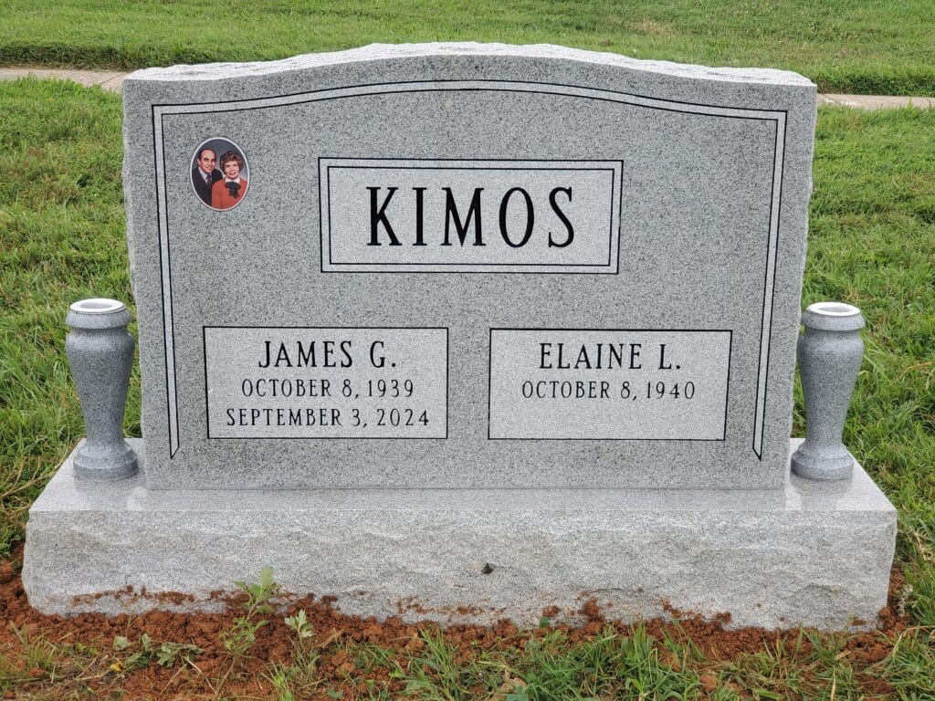 Double upright memorial with individual photo cameos